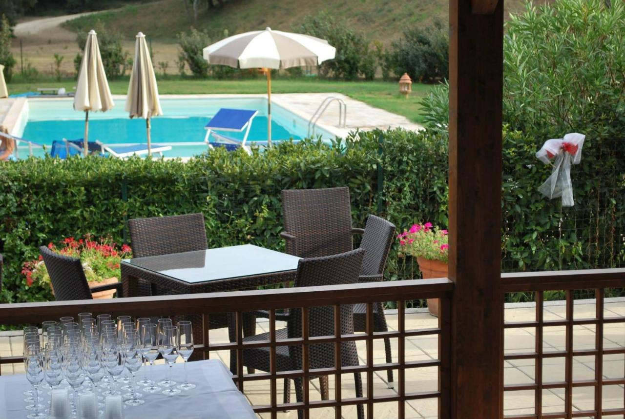 Erba Di Campo Residence Quercianella Exterior foto